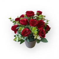 Букет троянди в кашпо