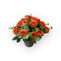 Букет троянди в кашпо