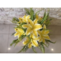 Букет лилии латексной в кашпо